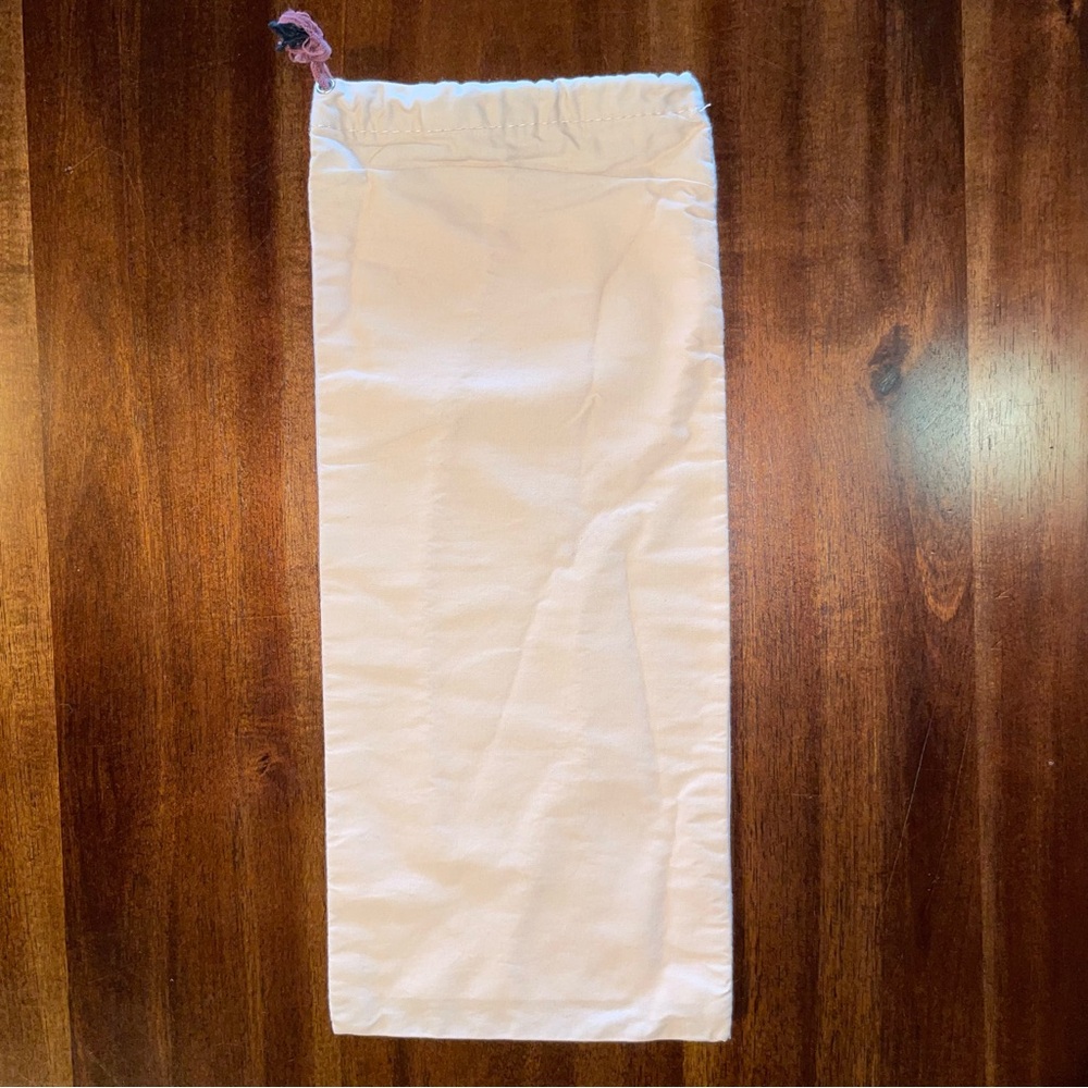 Gucci Dust Bag! - Picture 3 of 5